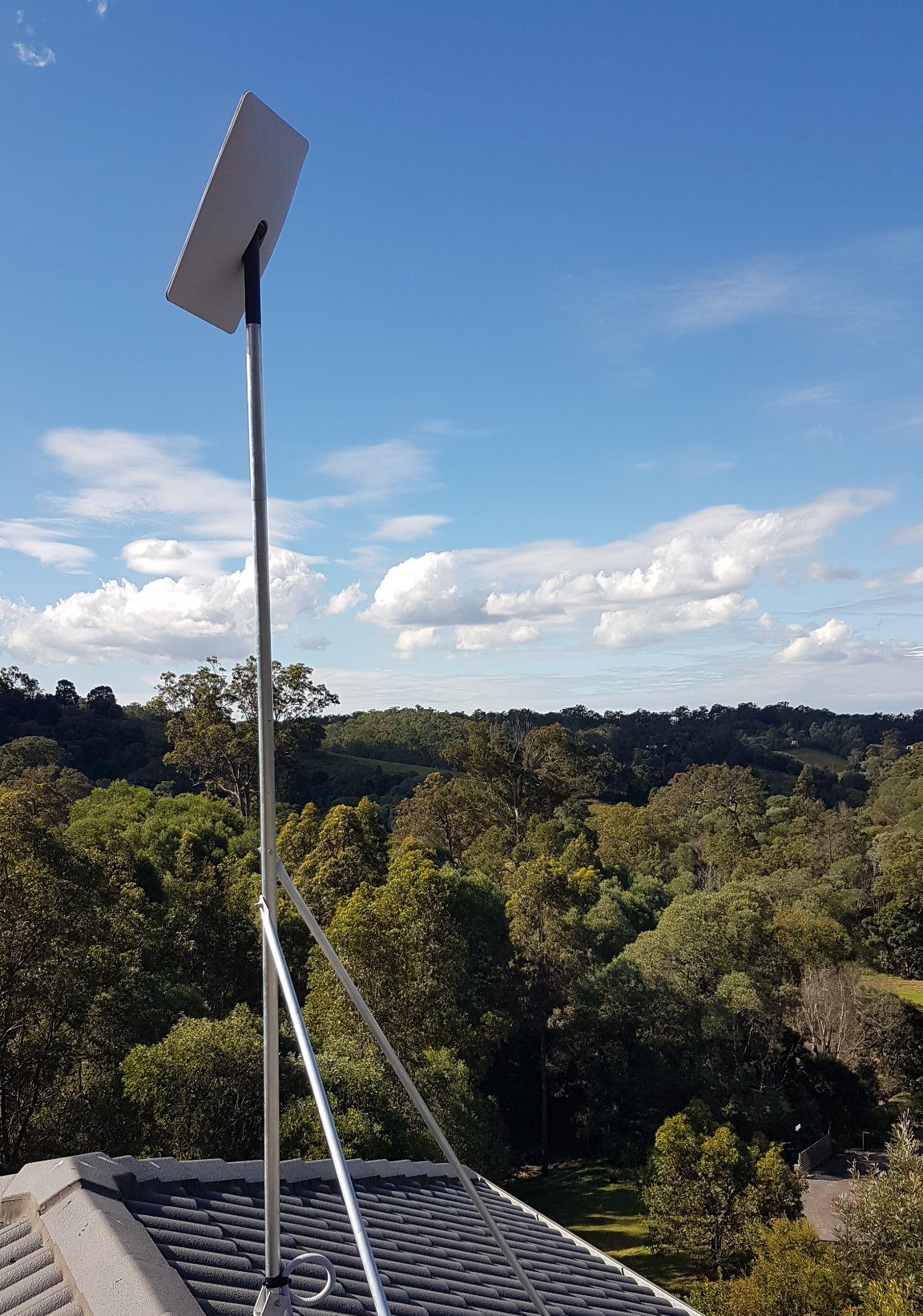 Clear Mountain, QLD Starlink Install